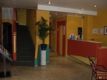 Aris Nord Hotel Париж Екстериор снимка
